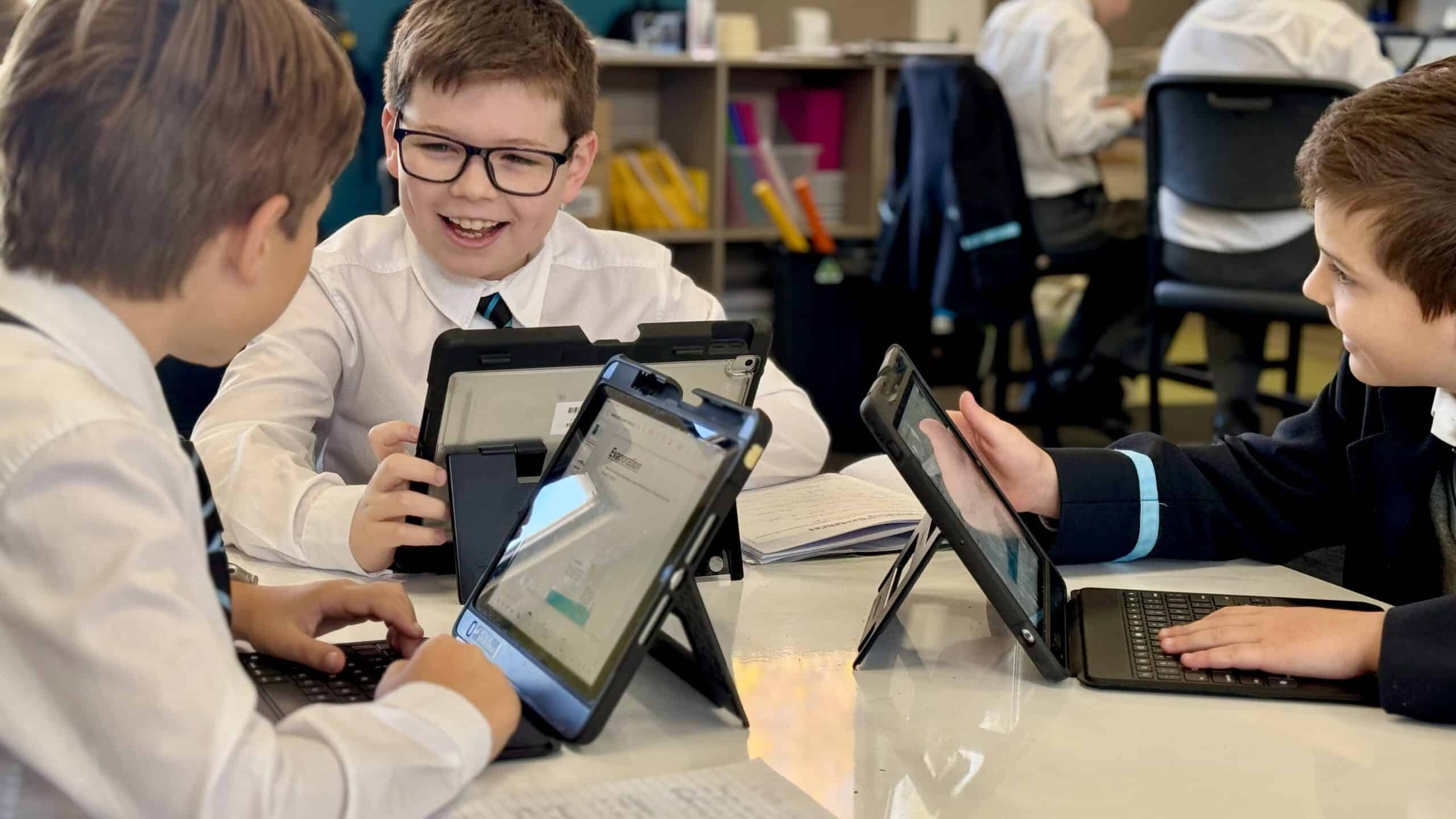 Students dive into iPad digital storytelling project